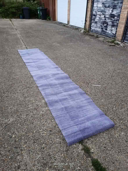 Photo of free Carpet Off cuts x3 (Fords Farm RG31) #2