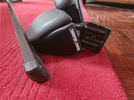 Photo of free MONT BLANC Car Roof Bars (Plashet E12) #2