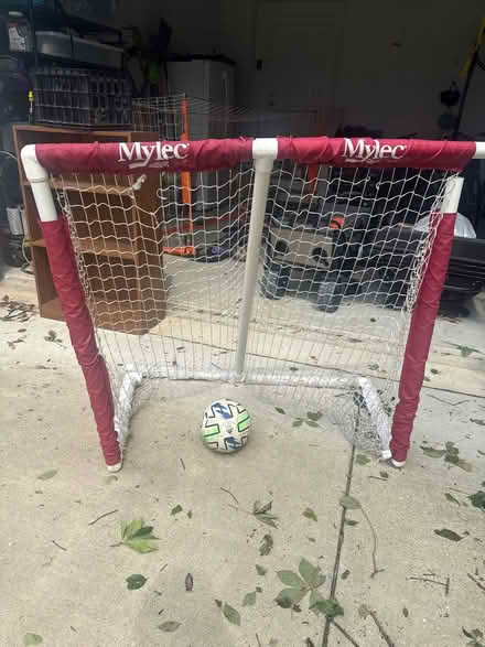 Photo of free Hockey goal (Wildwood Bethesda, md) #1