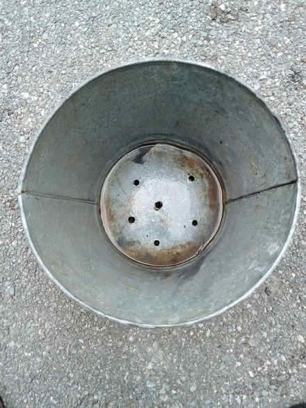 Photo of free Zinc planter (Brookhouse LA2) #2