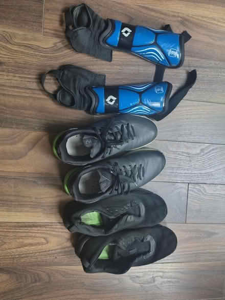 Photo of free Shin Guard, boots and trainers (SE24 9LQ) #2