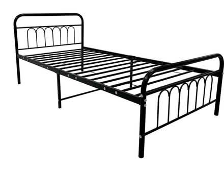 Photo of small double bed, (Aigburth L17) #2
