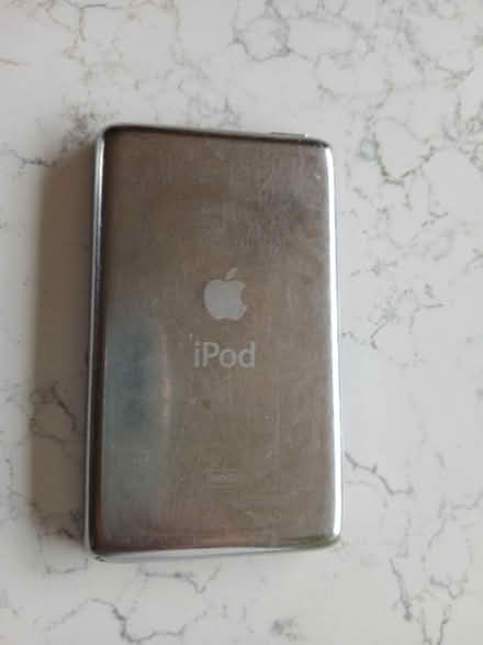Photo of free Ipod classic NOT WORKING (TW12) #2