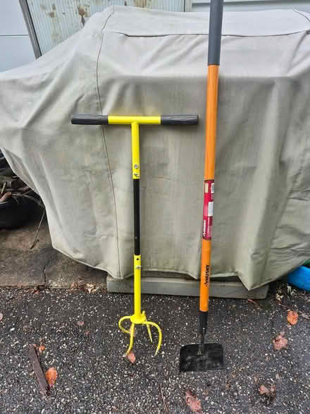 Photo of free garden equipment (Chesterland, OH) #1