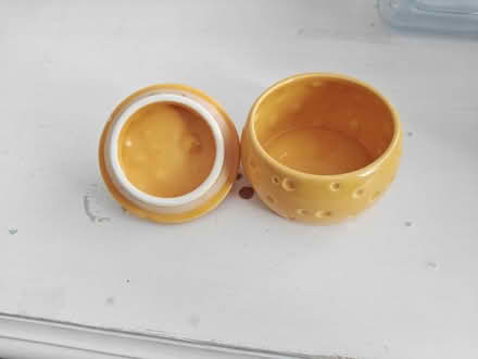 Photo of free Sealable ceramic pot (Winchmore Hill N21) #3