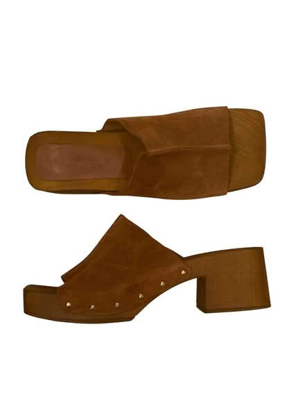 Photo of free ASOS Design Woman’s Shoe (Brooklyn Storage) #2