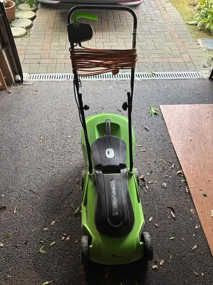 Photo of free Electric Lawnmower (Ballsbridge) #4
