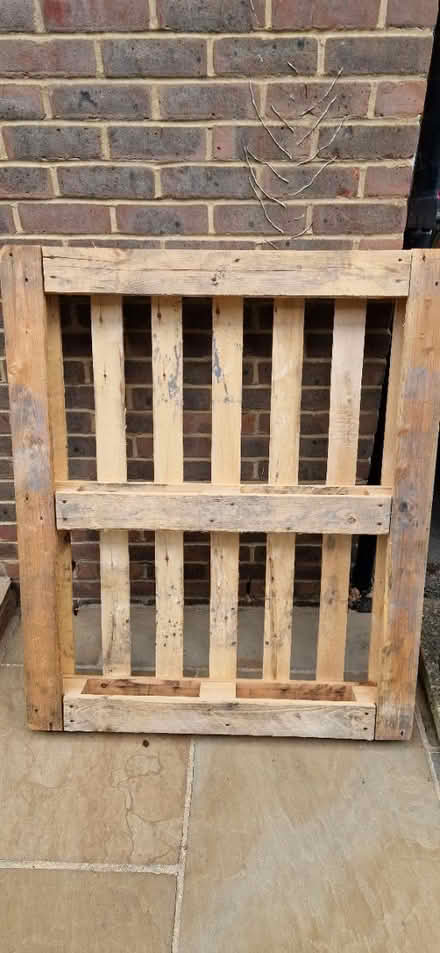 Photo of free Pallet wooden (GU51 2TW) #1