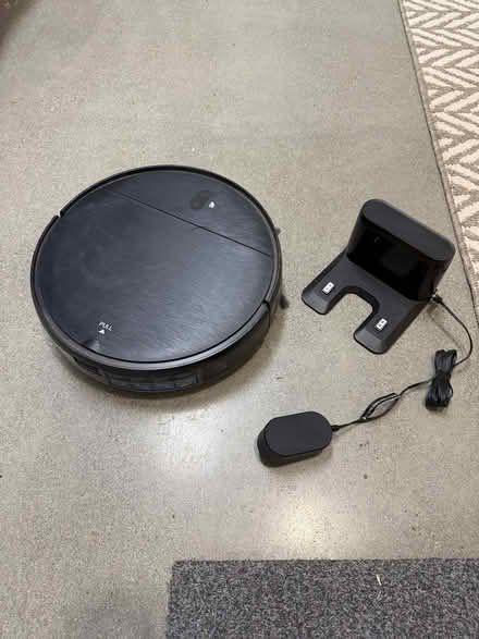 Photo of free Robot vacuum (Vista, off Buena Creek.) #1