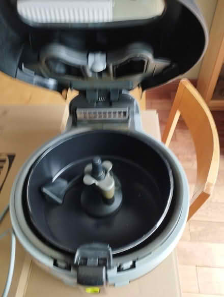 Photo of free Tefal actifry air cooker (Walkley S6) #1