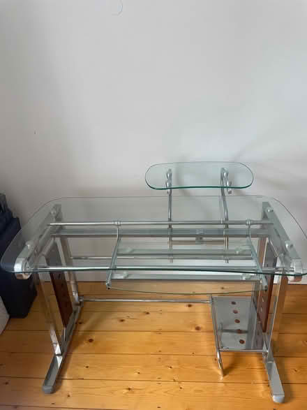 Photo of free Glass desk (Cabinteey) #1