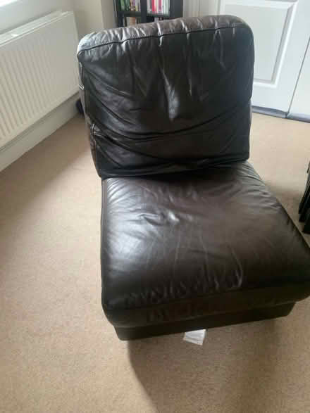 Photo of free Single sofa seat/chair (DA9) #2