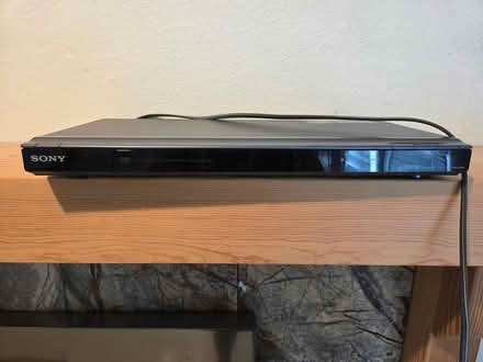 Photo of free Sony DVD player (Bull Mountain, Tigard) #1