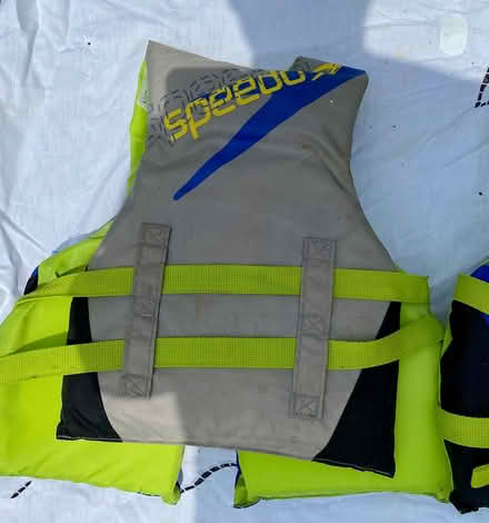 Photo of free Life jackets for young children (Font Hill) #2