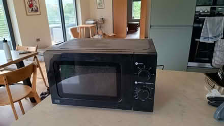 Photo of free 700W Microwave (Baunton GL7) #1