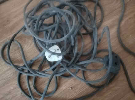 Photo of free Single plug extension lead (Portchester PO16) #1
