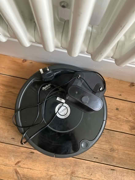 Photo of free Robot roomba (Finsbury Park (N4)) #1