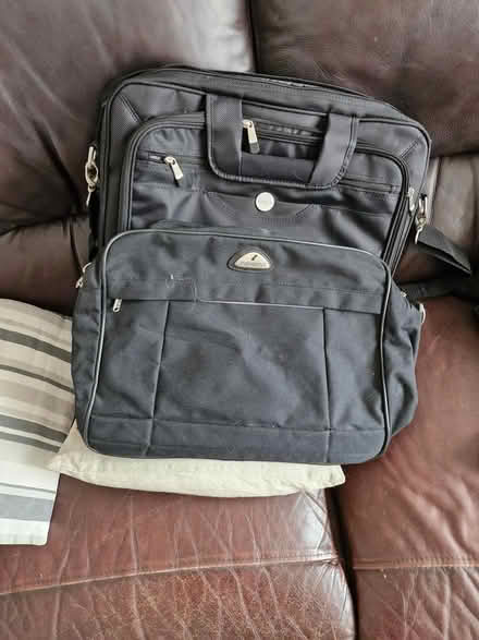 Photo of free 2 laptop bags one brand new (Coleraine BT52) #2