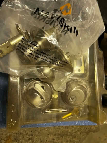 Photo of free Lock and key set (Cambridgeport) #1