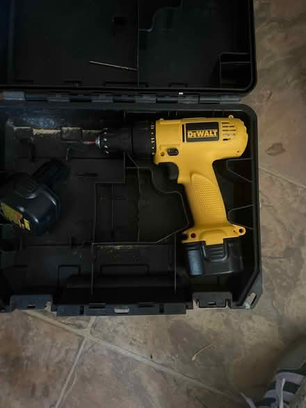 Photo of free DeWalt battery drill (Upper NW DC) #1