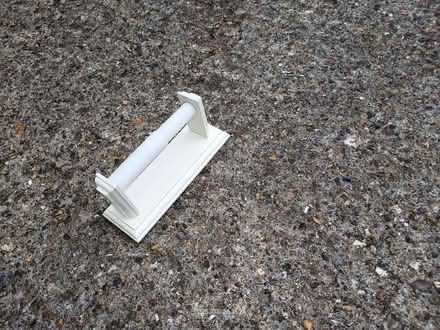 Photo of free Toilet roll holder - white (Fords Farm RG31) #1
