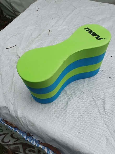 Photo of free Pull Bouy (colour may vary) (Booker HP12) #1