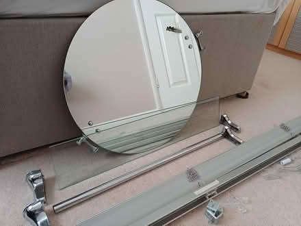 Photo of free Bathroom bits (Eastleigh SO50) #1