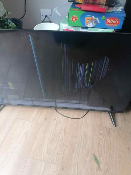 Photo of free Smart TV (Parkstone BH14) #1
