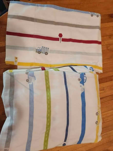 Photo of free Twin sheets (Palm Harbor 34683 CR1 Tpa Rd) #1