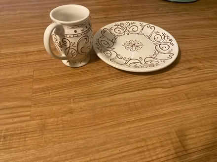 Photo of free Set of 2 -Stoneware Plate & Cup (Scaggsville) #2
