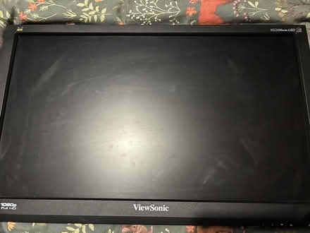 Photo of free 22” monitor (Musselburgh EH21) #1