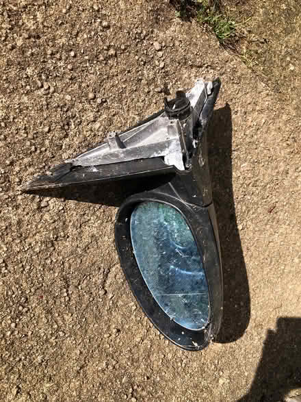 Photo of free BMW mirror (St Clement) #2