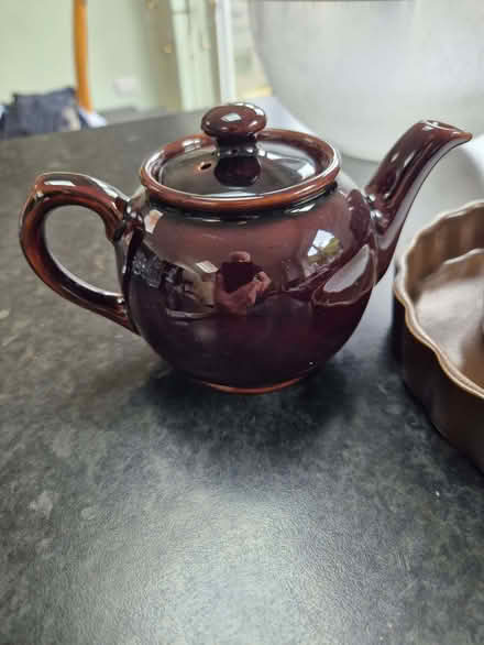 Photo of free Small teapot and two small flan dishes (Bengeo SG14) #1