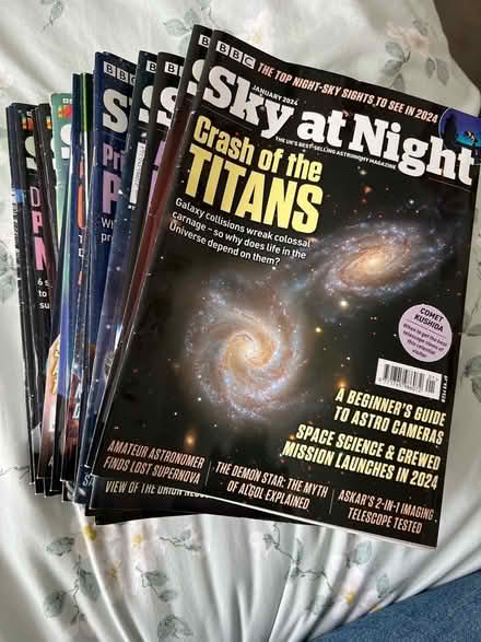 Photo of free Lots of Sky at Night space magazines. (Cheddon Fitzpaine TA2) #1
