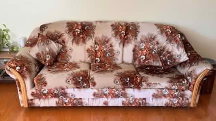 Photo of free Vintage Sofa and Loveseat (Lusterleaf Drive, Sunnyvale) #1