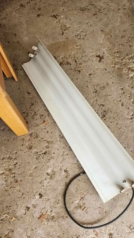 Photo of free Shop light (Darien) #2