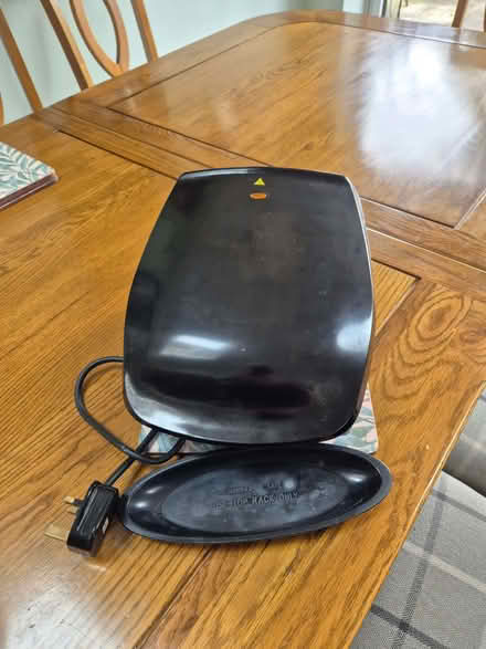 Photo of free George Foreman Lean Mean Grilling Machine (Bengeo SG14) #1