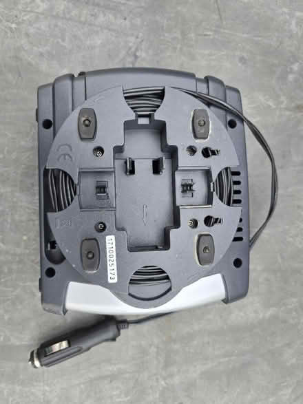 Photo of free Car 12v tyre pump (EN5) #2