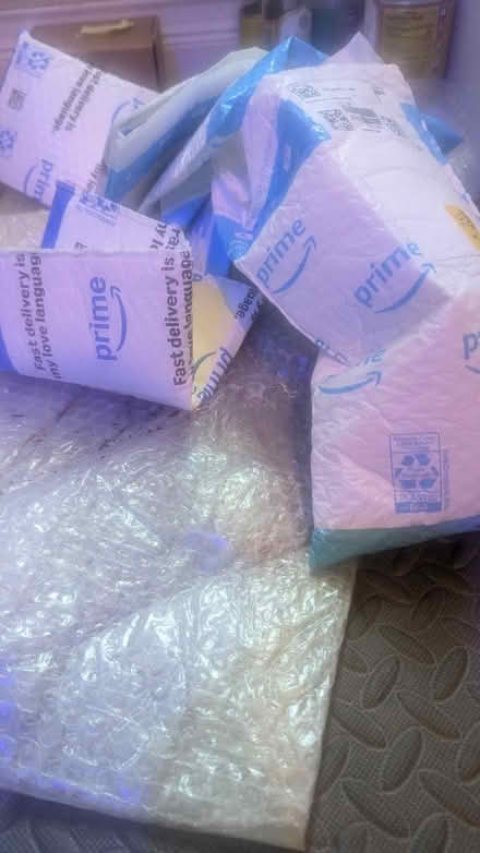 Photo of Bubble wrap and bags (Park View - Colombia Heights) #1