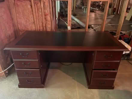 Photo of free Desk (Milton) #1
