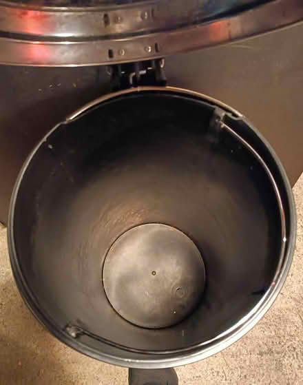 Photo of free Kitchen Garbage Can (Ridgefield Park) #3