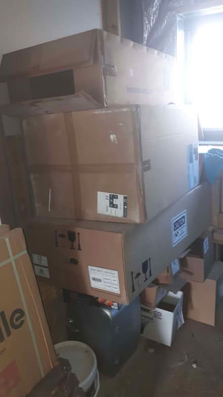 Photo of free Lots of large, medium and small cardboard boxes. (Holmfirth) (Holmfirth HD9) #3