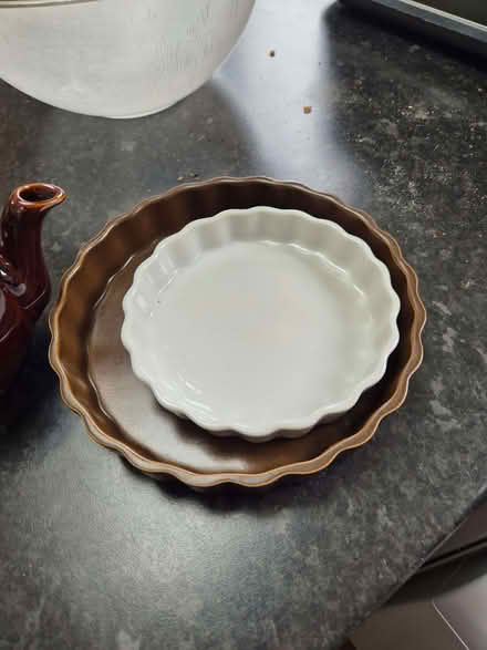 Photo of free Small teapot and two small flan dishes (Bengeo SG14) #2