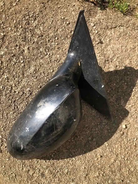 Photo of free BMW mirror (St Clement) #1