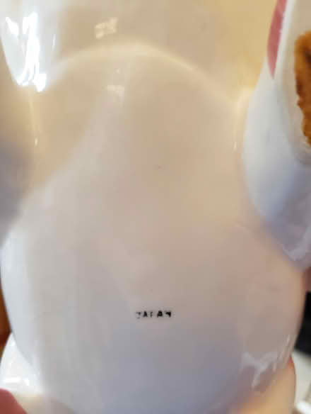 Photo of free 1950's Pig Cookie Jar Japan (Front Royal) #3