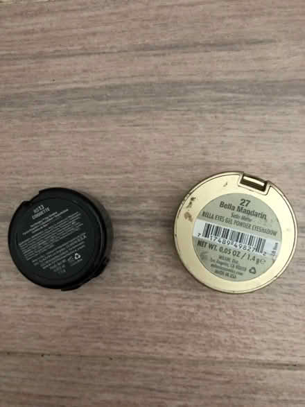Photo of free Eyeshadow - 2x single (Strawberry Hill TW1) #3