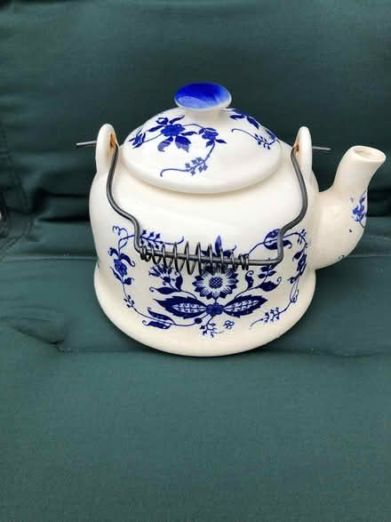 Photo of free Tea pot (Sea Cliff, NY) #1