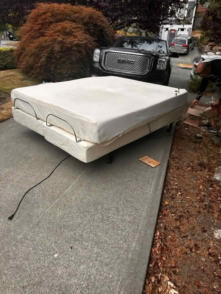 Photo of free Queen size Tempur-pedic with frame (Novelty Hill Redmond) #1