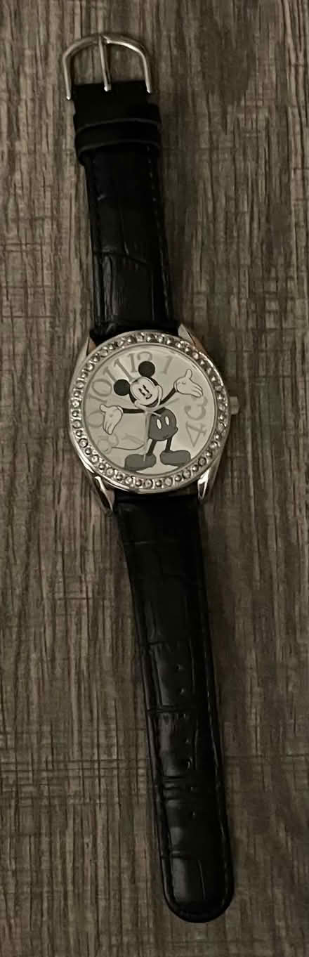 Photo of free Disney Mickey Mouse watch (Cupertino) #1