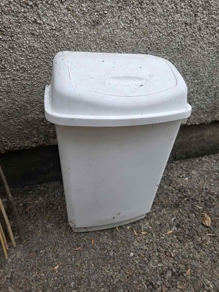 Photo of free Plastic bin (Cyncoed, CF23) #1